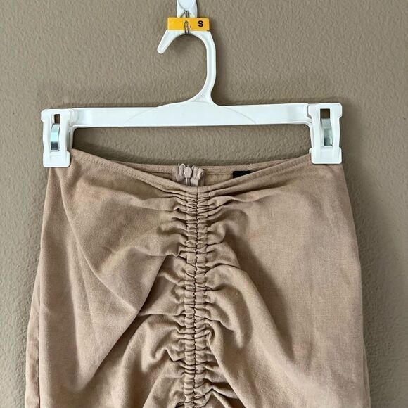 PrettyLittleThing Tan Crop Top and Skirt Set - Picture 10 of 13